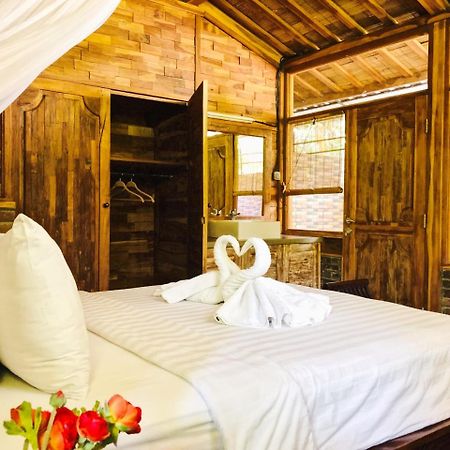 Batu Alam Villa Batubulan  Экстерьер фото